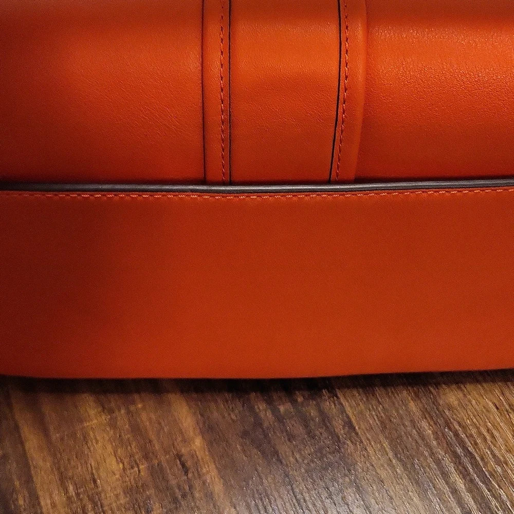 Michael Kors Orange Colby Medium Leather Shoulder Bag - Picture 6 of 6